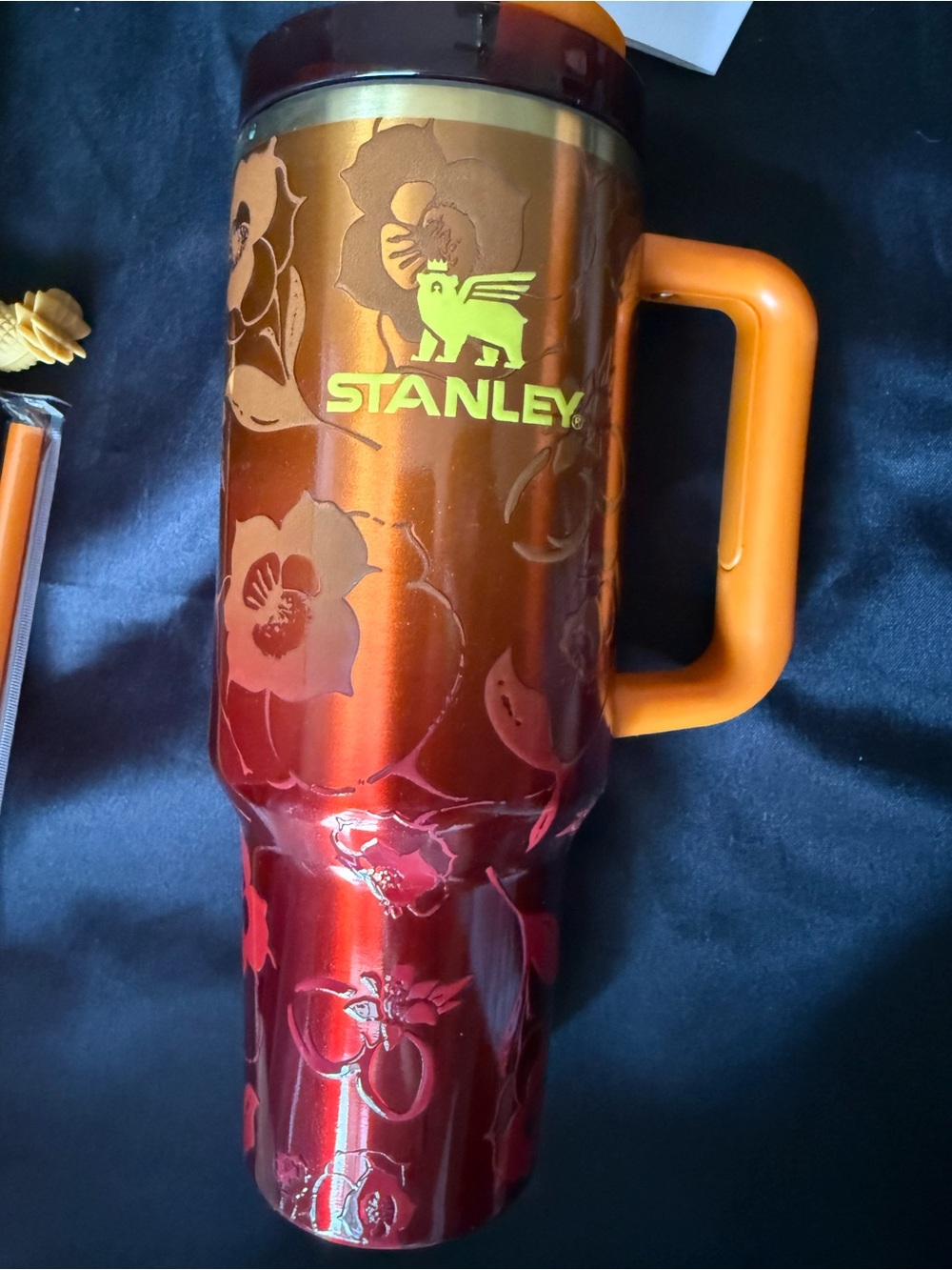 New Stanley 40oz Karol G Edition Orange and Red Floral with Box Topper Straw - Picture 10 of 16